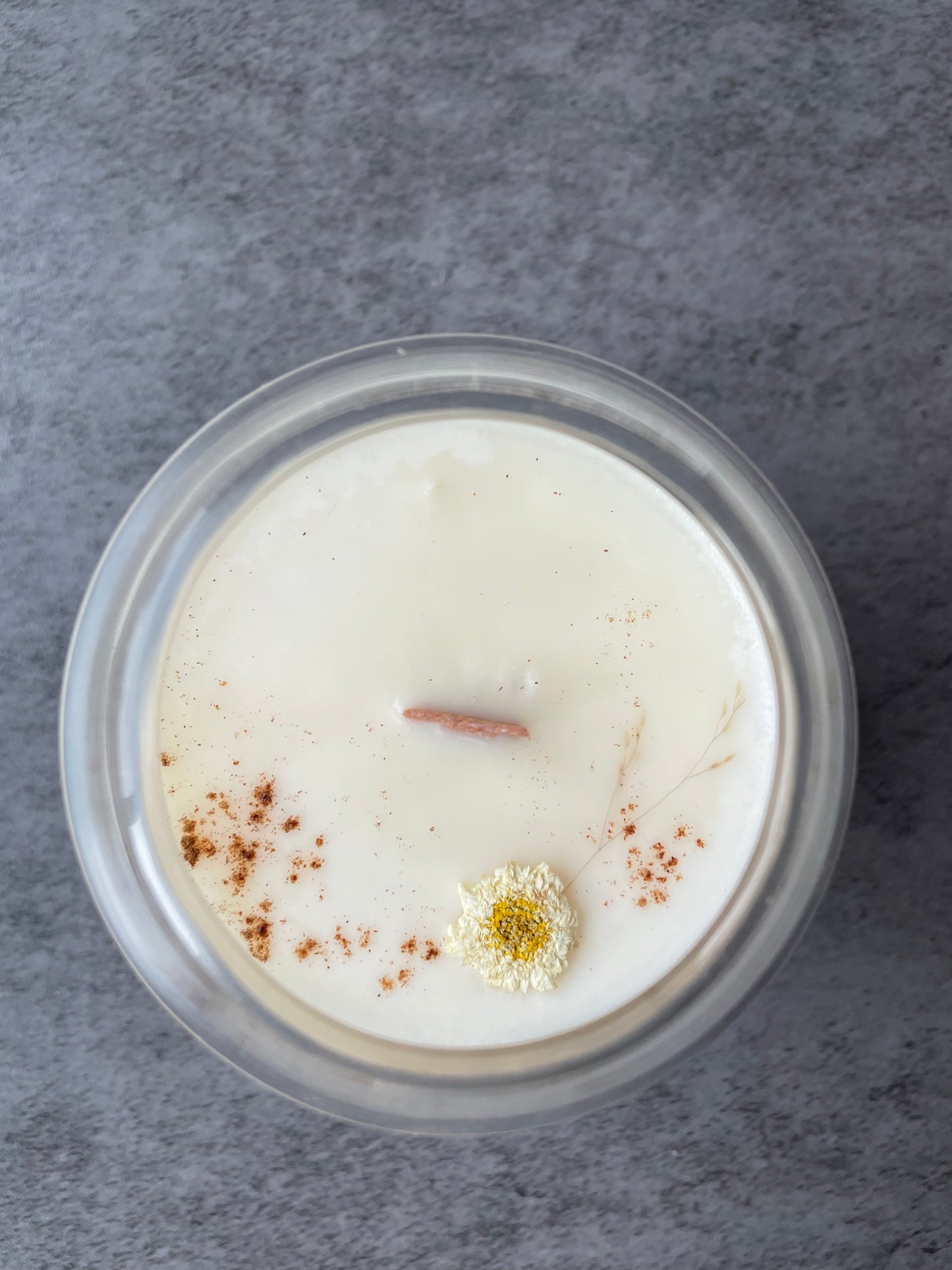 Iced Gingersnap Wooden Wick, 6 oz