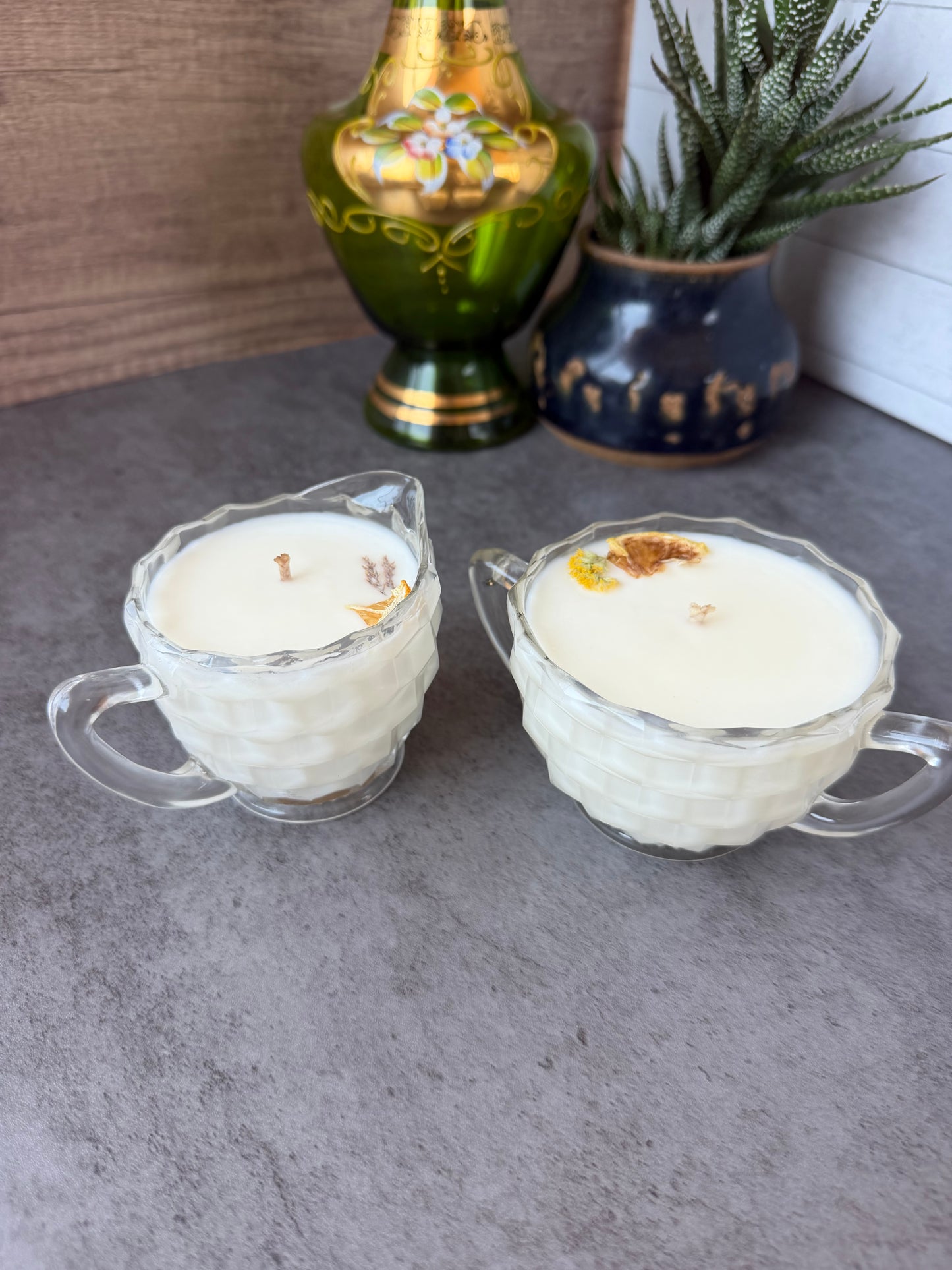 Limoncello Creme, 10.5 oz Cream and Sugar SET