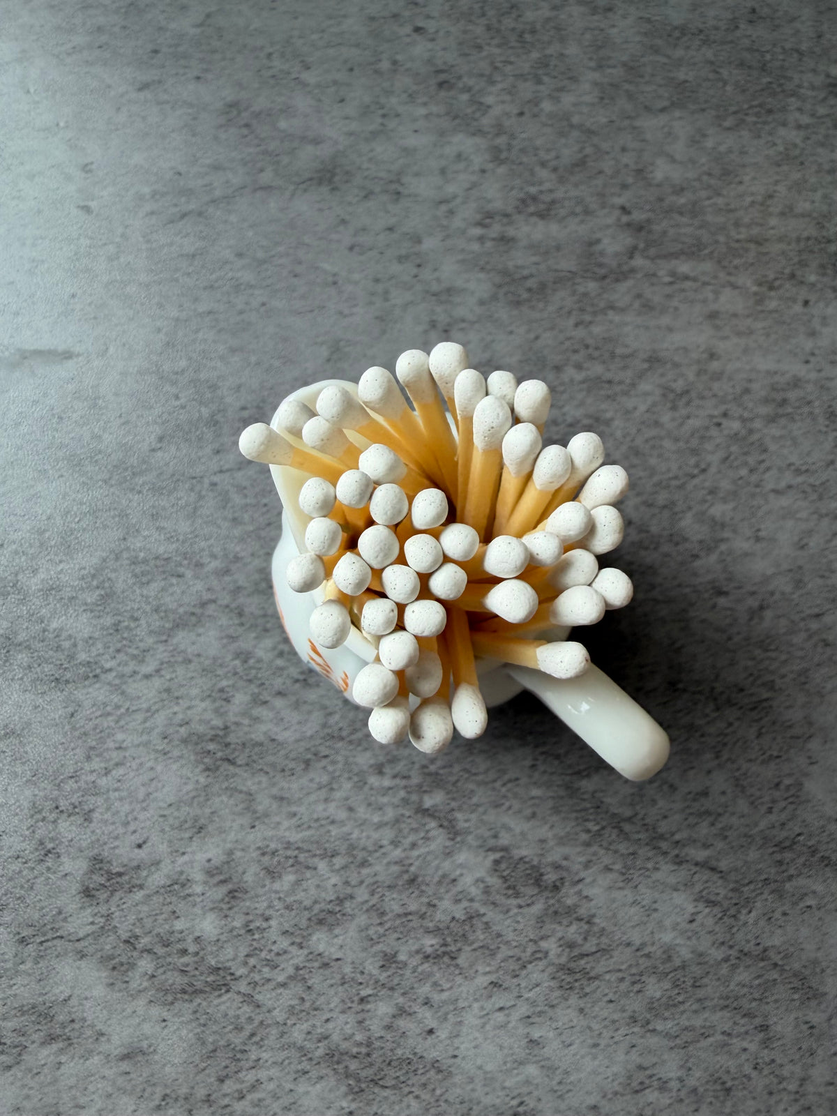 Matches holder